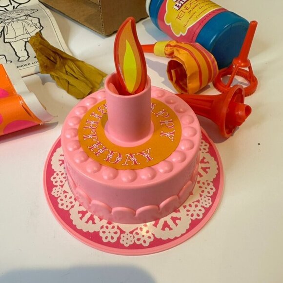 1975 Happy Birthday Tender Love Baby Doll in Box - Picture 6 of 10